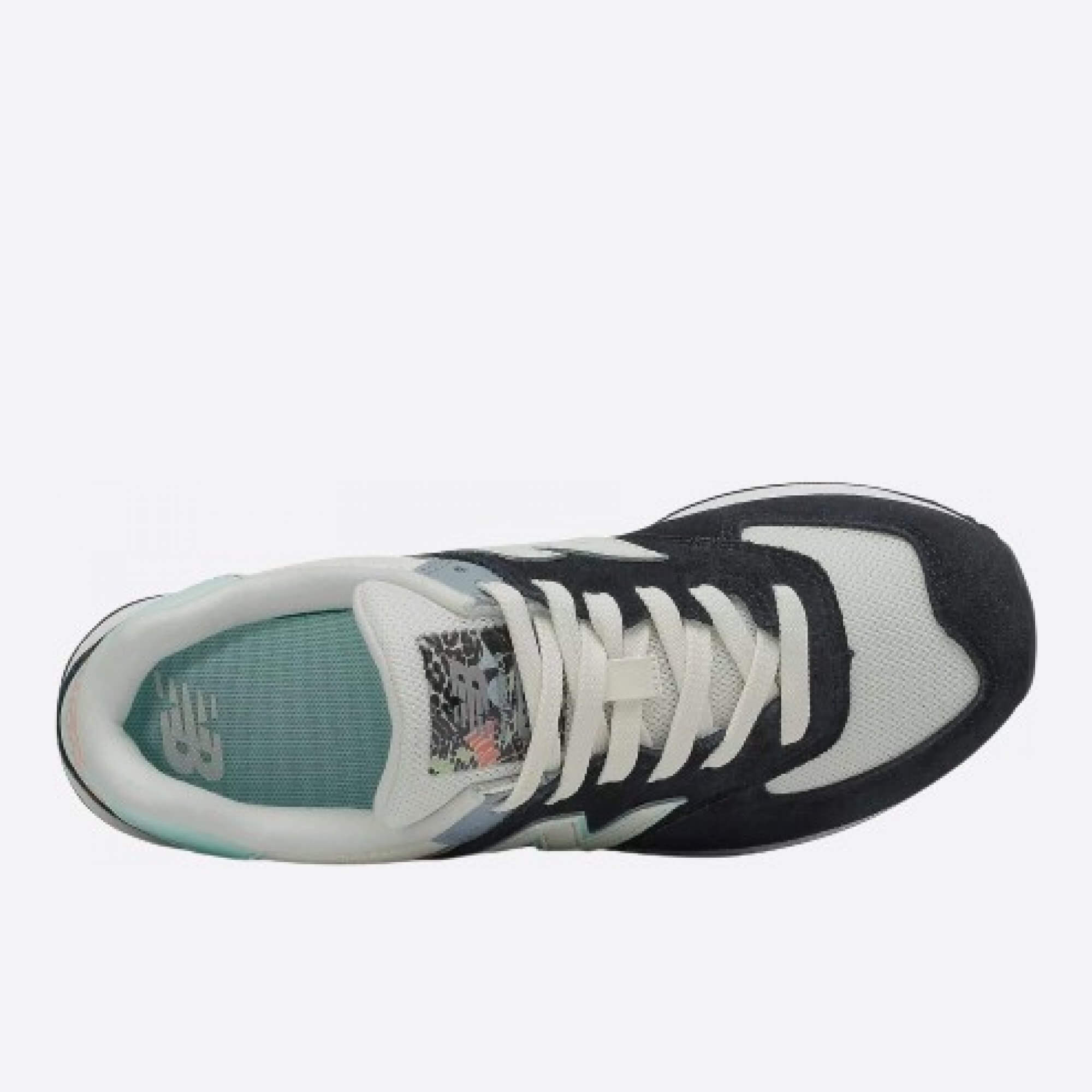 Dámské černé tenisky New Balance WL574CA2 horní strana