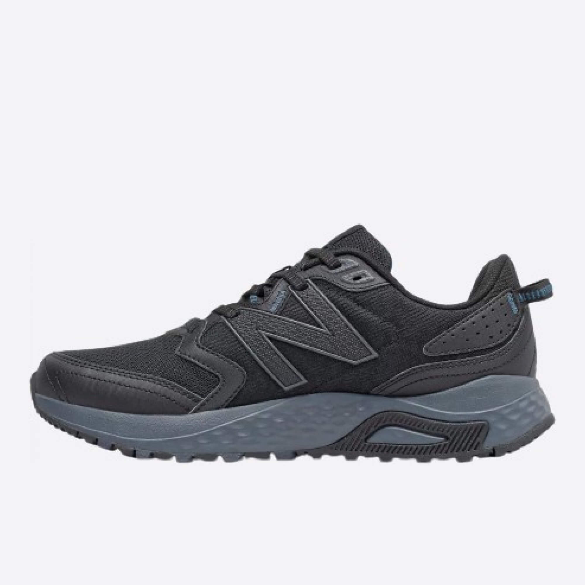 Pánské černé tenisky New Balance MT410LK7 levá strana